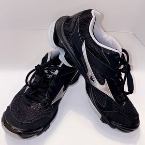 Mizuno Women's Wave Bolt 7 Volleyball Shoes